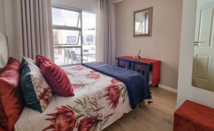 To Let 4 Bedroom Property for Rent in Rosendal Western Cape